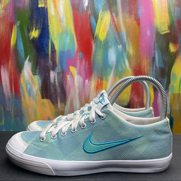 Nike Shoes - Nike Plaid Low Capri Sneakers